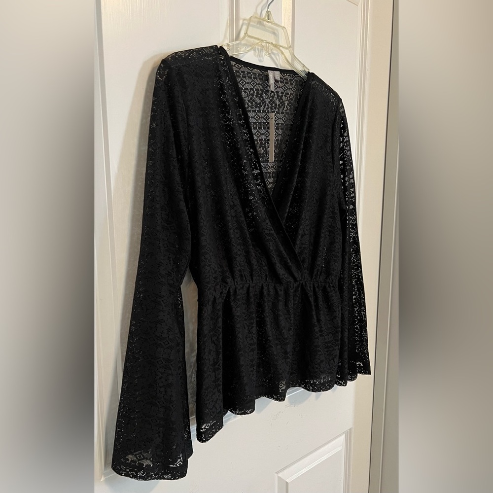 NWT ASOS Curve Black Lace Faux Wrap Bell Sleeve Top Size 16